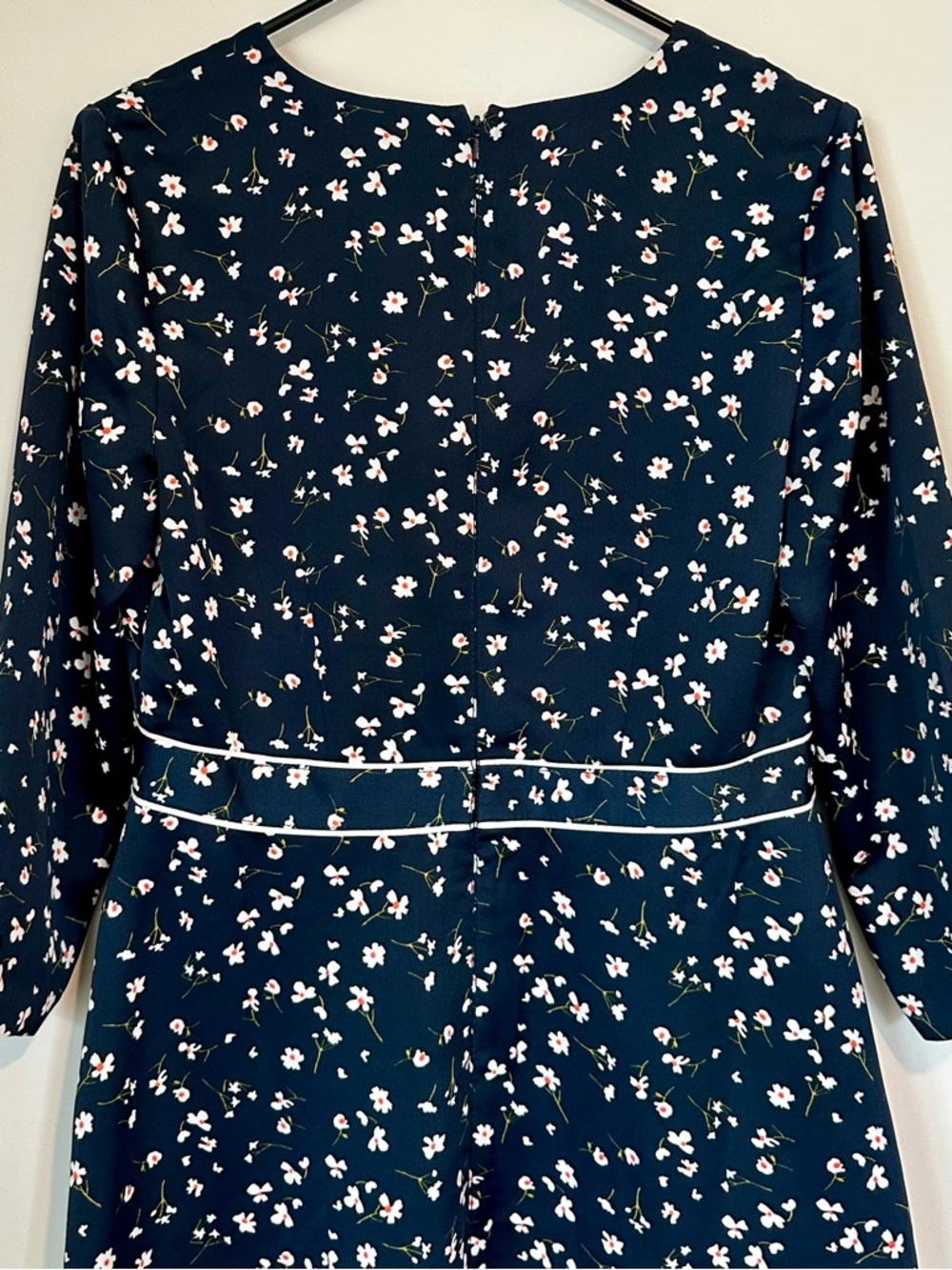 Banana Republic Navy Ditsy Floral A-Line Dress - Size: 6 - Picture 6 of 7